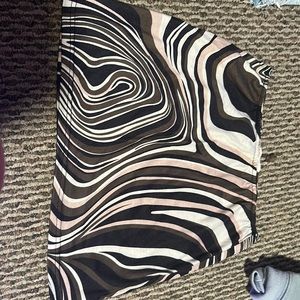 Brown Mini Skirt with pattern
